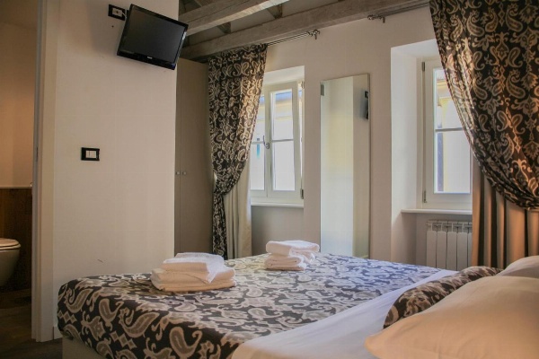 Barbacan Boutique Hotel image 7